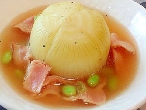 圧力鍋 加圧5分♪丸ごと玉ねぎのスープ煮